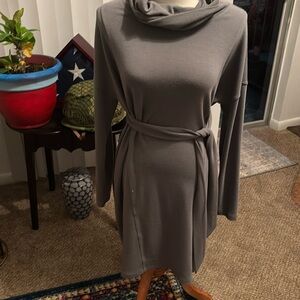 SIZE MED (12) cow neck dress, NICE! Bust up to 36”, hips 38”